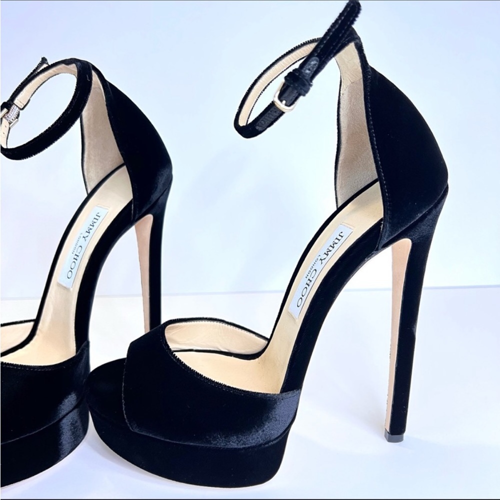 Max 150 black velvet!